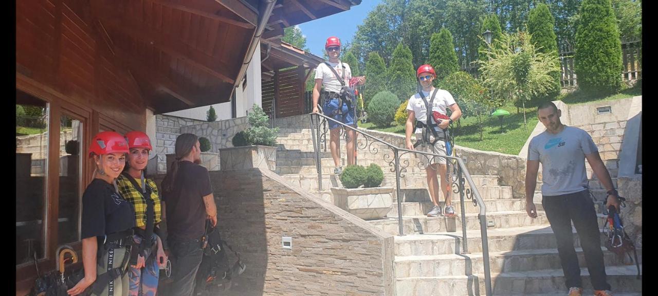 Lux Smestaj Ivanjicki Konaci Ιβάνιτσα Εξωτερικό φωτογραφία